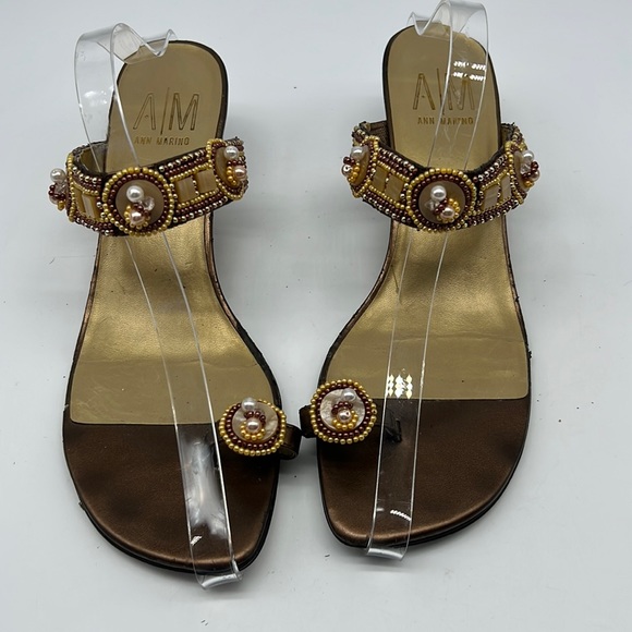 Ann Marino Sandals with Beaded Strap and Toe Ring size 10